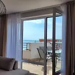 アパート Privilege - Prestige Sea Viev エレニテ