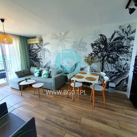 Privilege - Prestige Sea Viev Apartment