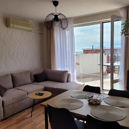 Privilege - Prestige Sea Viev Apartment